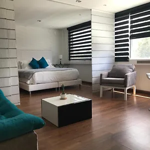 Aparta Estudio Aeropuerto Apartamento